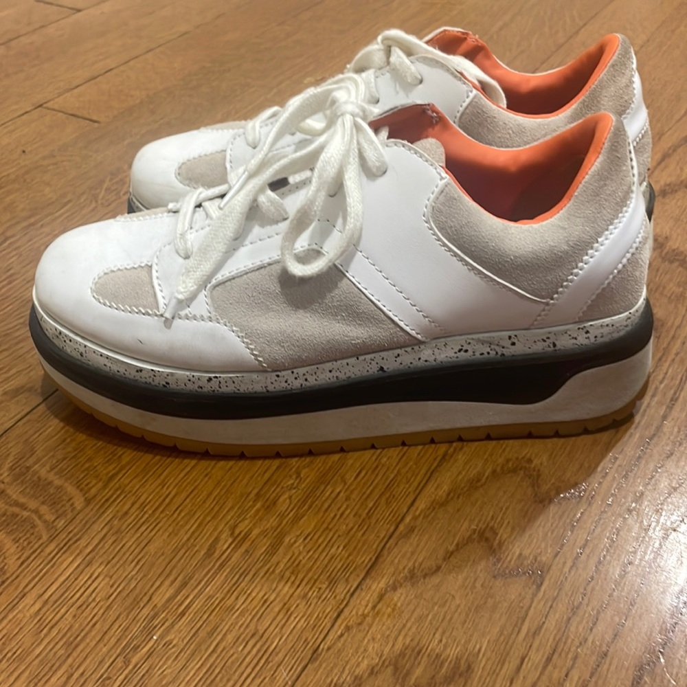 Zara trendy sneakers